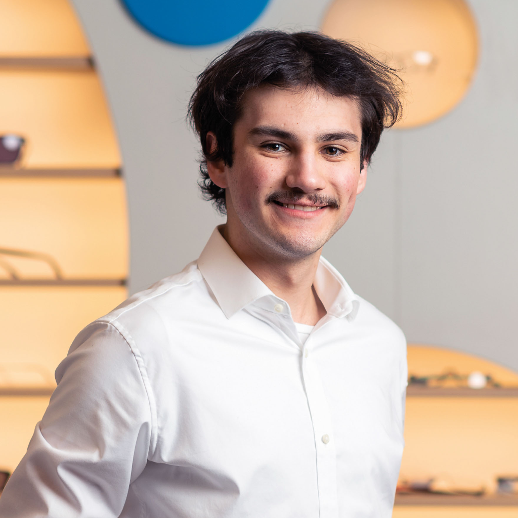 Ausbildung bei Schwind - SCHWIND SEHEN & HÖREN