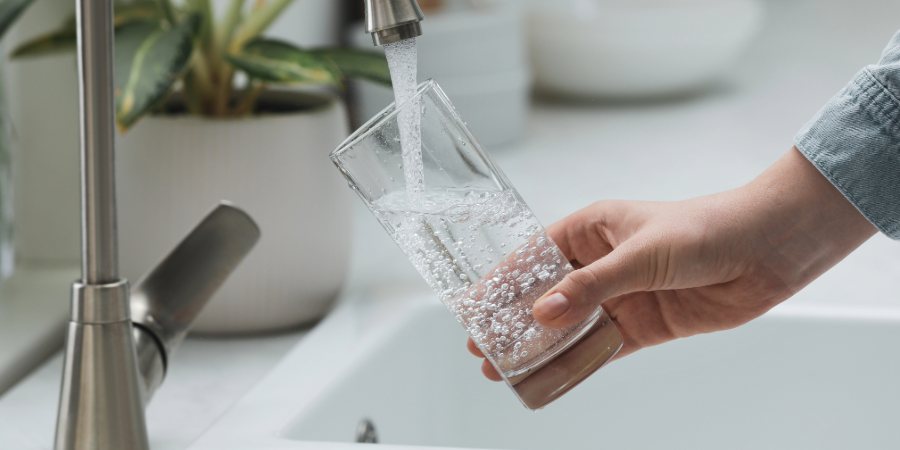 Wasser hilft gegen das Sicca Syndrom, Augentrockenheit bei Schwind Sehen & Hören