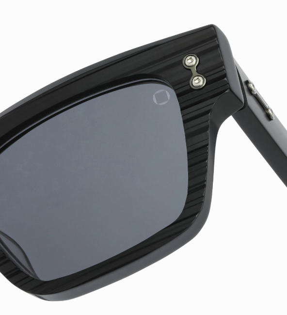 Sonnenbrillen bei Schwind Sehen & Hören