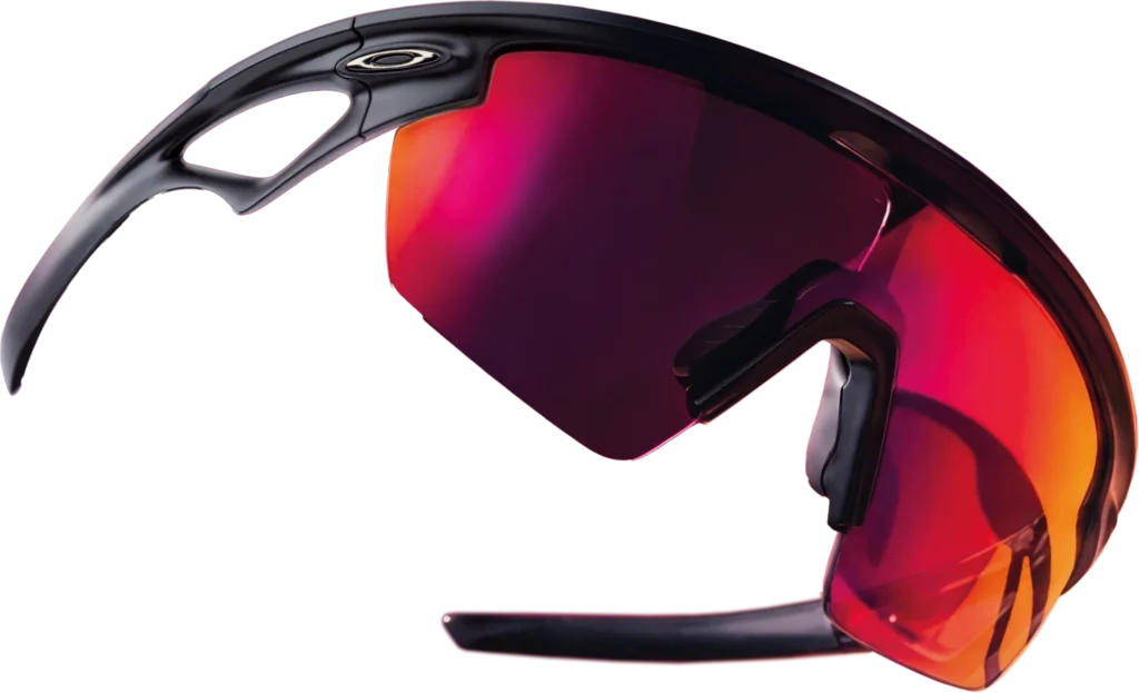 Sportbrille mit rot-violett verspiegelten Gläsern